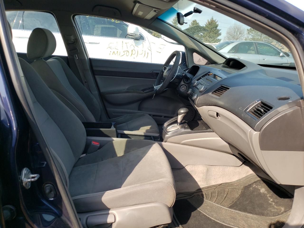 Photo 5 from auction – 2010 HONDA CIVIC VP with VIN 19XFA1F31AE053328