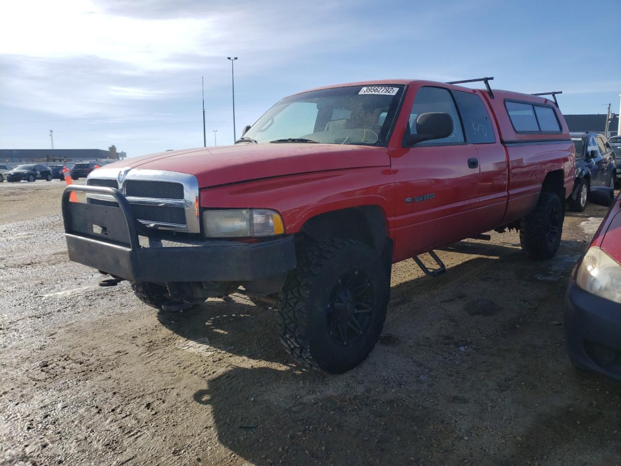 Photo 2 from auction – 1998 DODGE RAM 2500 with VIN 3B7KF22ZXWG186939