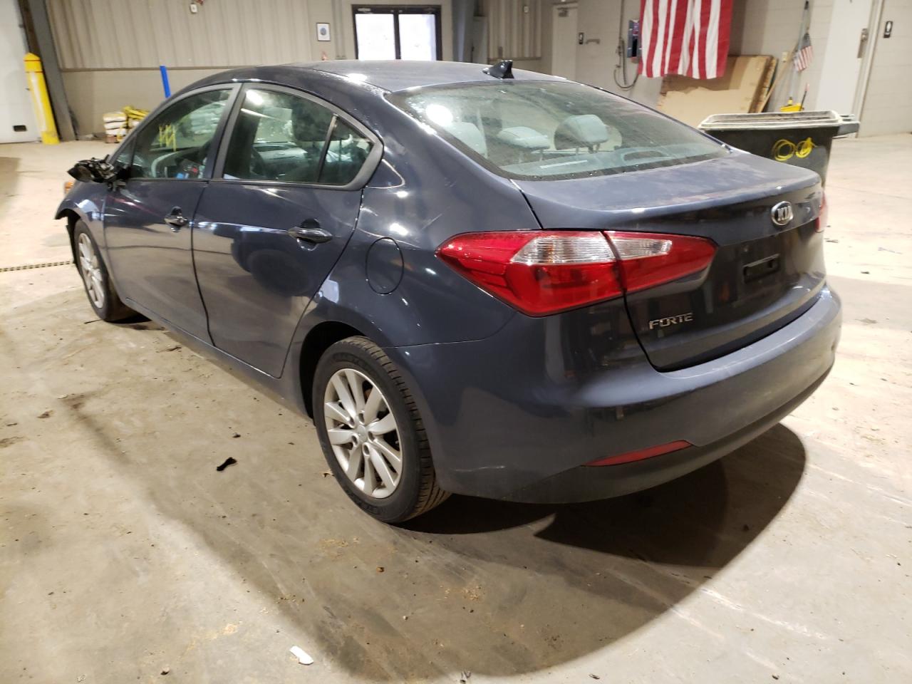 Photo 3 from auction – 2016 KIA FORTE LX with VIN KNAFX4A63G5477015