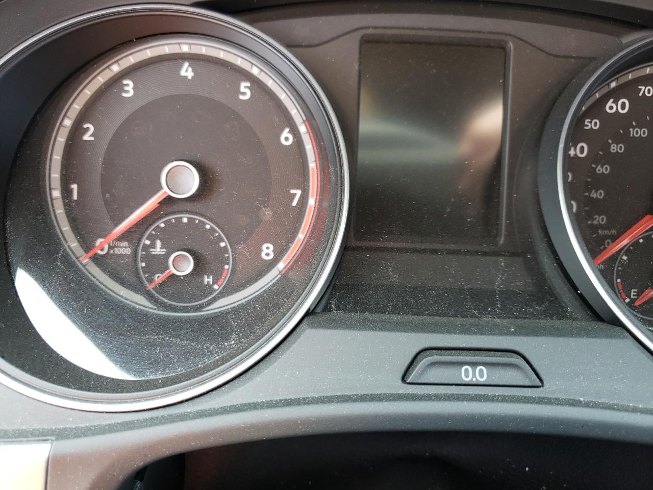 Photo 8 from auction – 2019 VOLKSWAGEN ATLAS with VIN 1V2UR2CA3KC538151