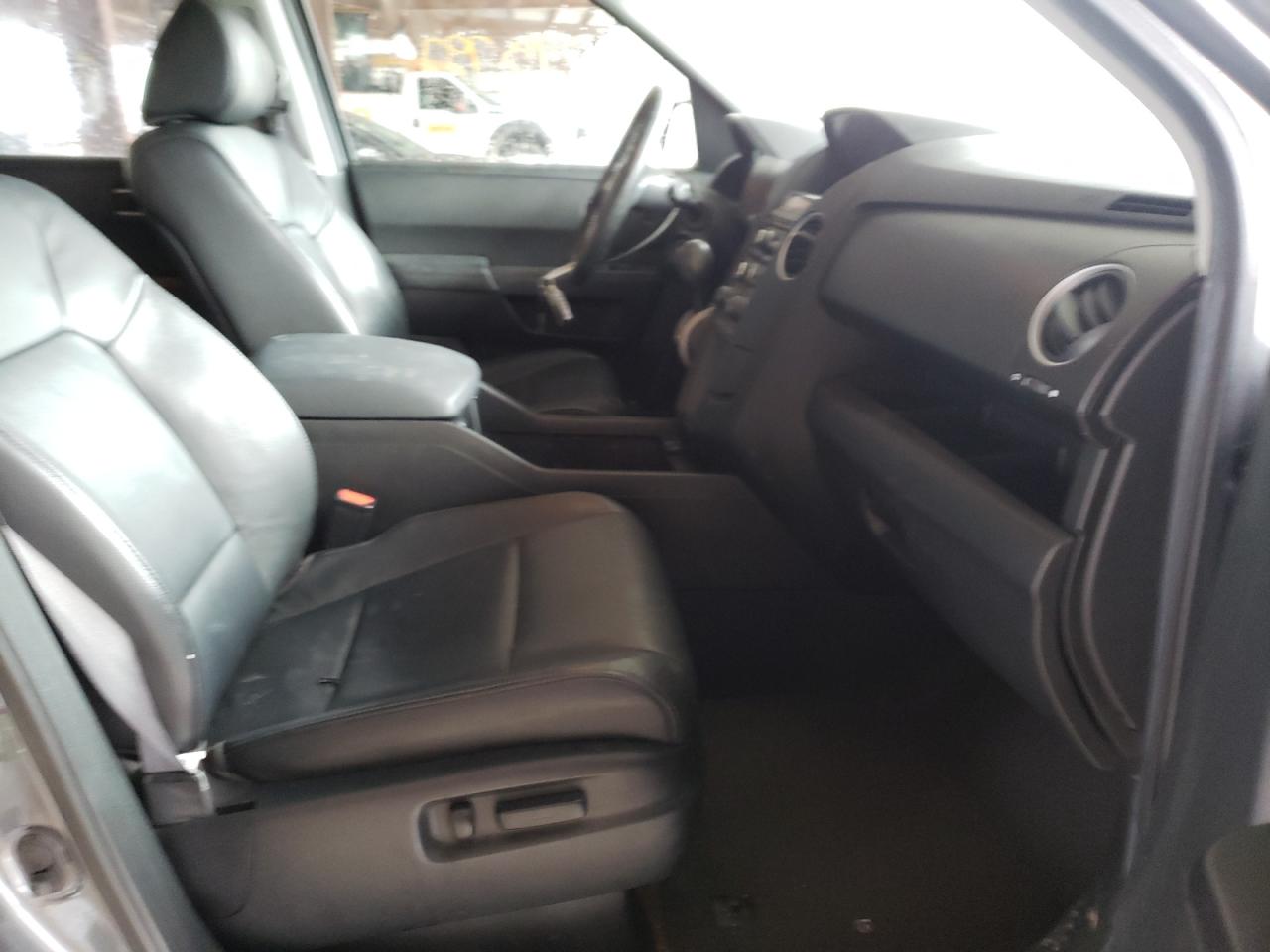 Photo 5 from auction – 2013 HONDA PILOT EXL with VIN 5FNYF3H54DB017376