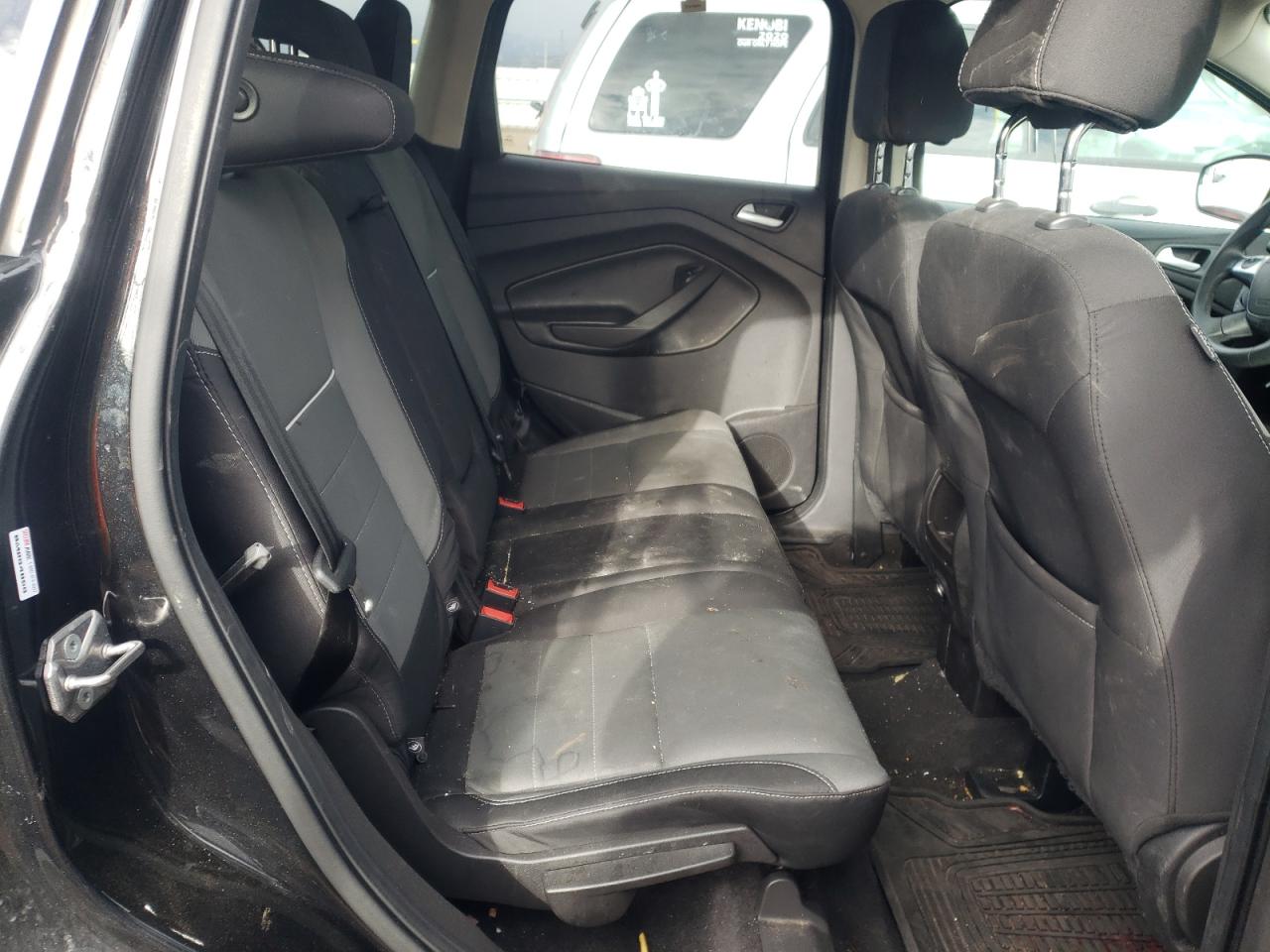 Zdjęcie 6 z aukcji – 2015 FORD ESCAPE SE z VIN 1FMCU9G96FUC04762