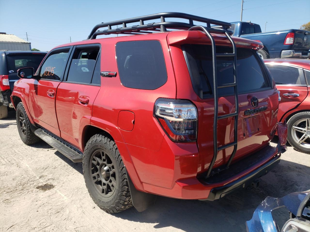 Photo 3 from auction – 2016 TOYOTA 4RUNNER SR with VIN JTEBU5JR7G5337331