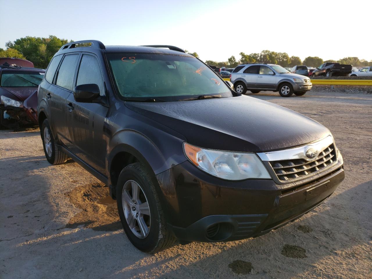 SUBARU FORESTER 2 2013 with VIN JF2SHABC4DH406841 - Photo from auction