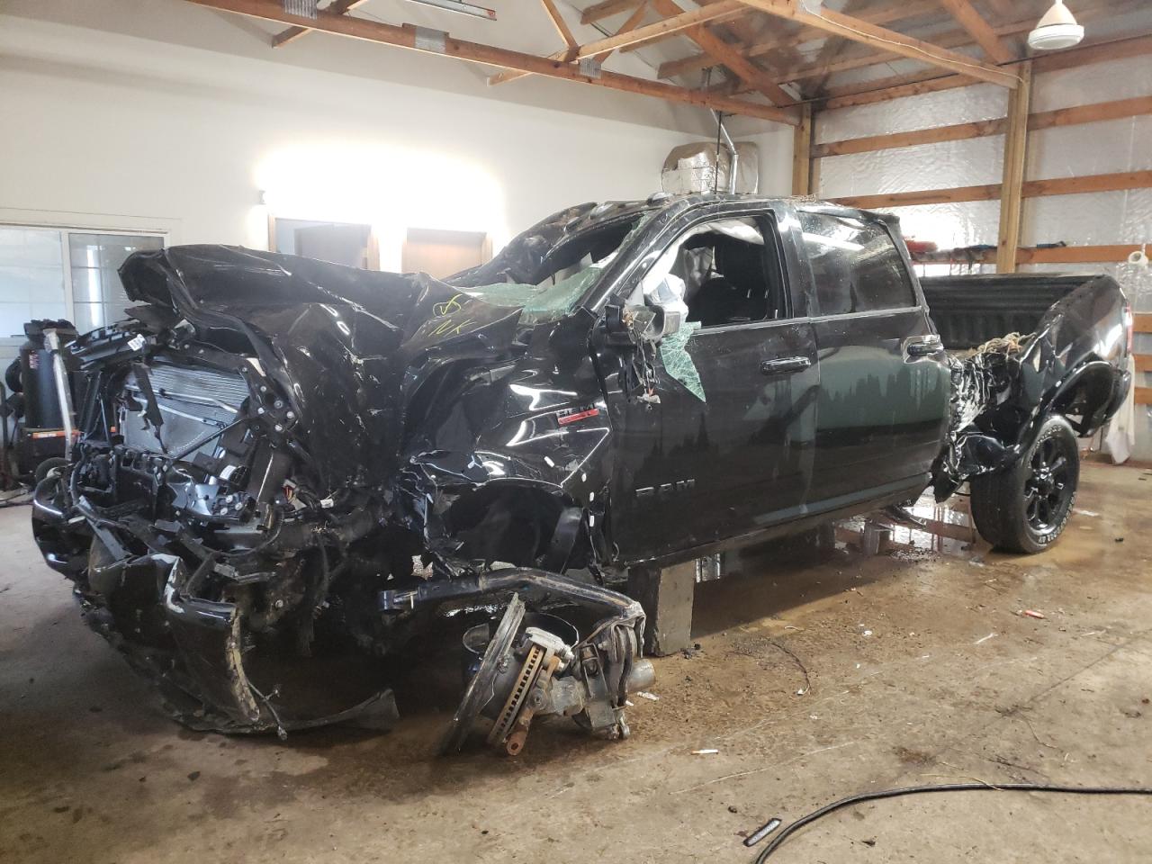 Photo 2 from auction – 2022 RAM 2500 LARAM with VIN 3C6UR5FJ1NG102339