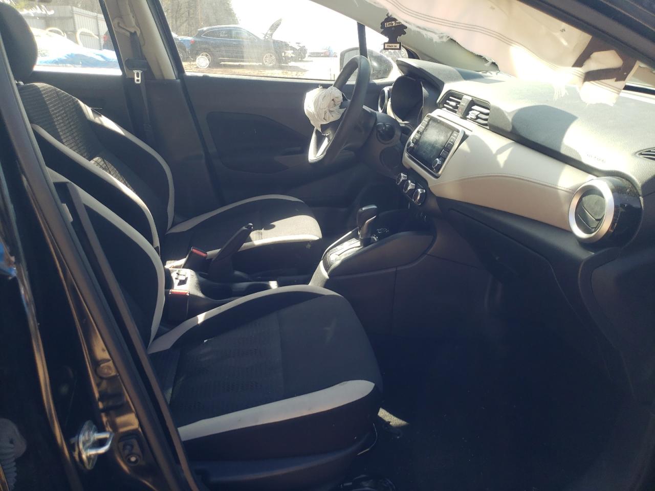 Photo 5 from auction – 2021 NISSAN VERSA SV with VIN 3N1CN8EV0ML871526