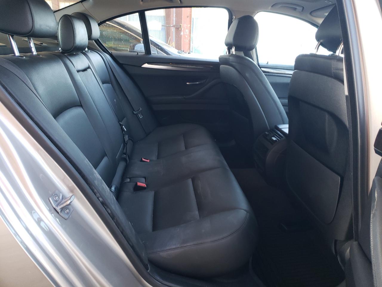 Photo 6 from auction – 2016 BMW 535 I with VIN WBA5B1C56GG133261