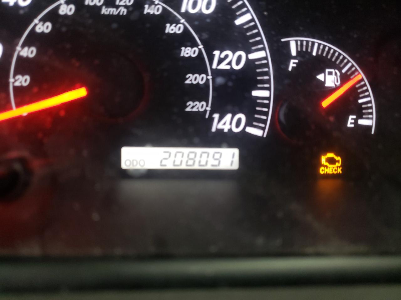 Photo 8 from auction – 2005 TOYOTA CAMRY LE with VIN 4T1BE32K85U625574