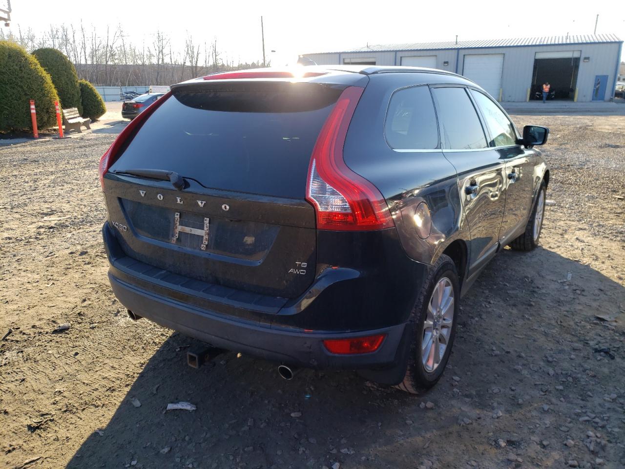 Photo 4 from auction – 2010 VOLVO XC60 T6 with VIN YV4992DZ3A2076672