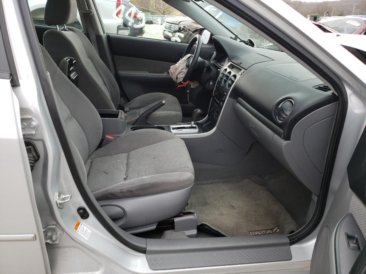 Photo 5 from auction – 2008 MAZDA 6 I with VIN 1YVHP84C885M37237