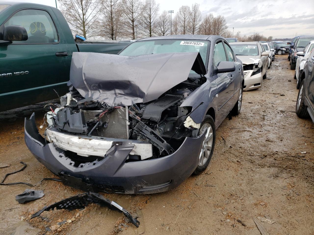 Photo 2 from auction – 2007 MAZDA 3 I with VIN JM1BK32F971666560