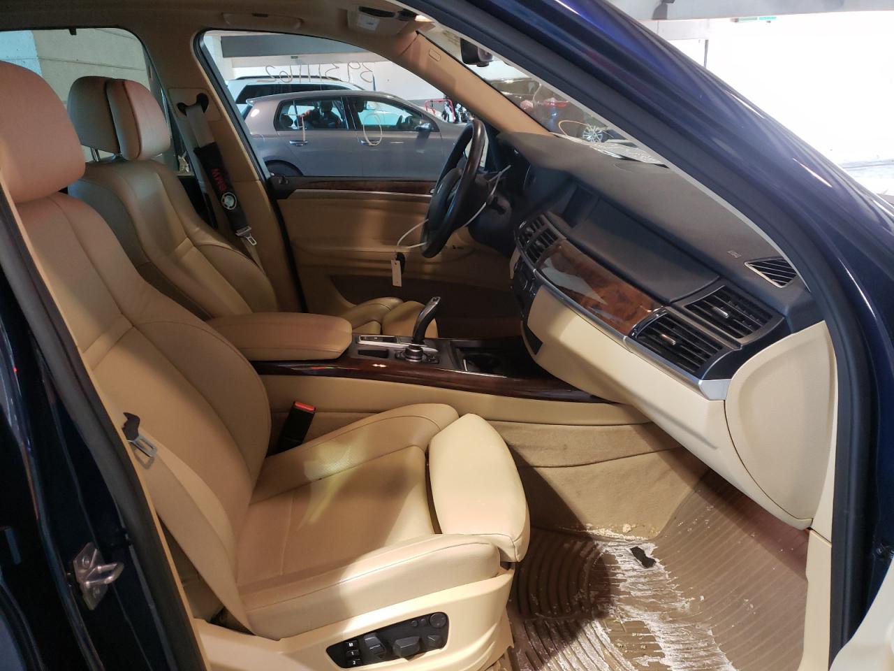 Photo 5 from auction – 2012 BMW X5 XDRIVE3 with VIN 5UXZW0C54CL673016