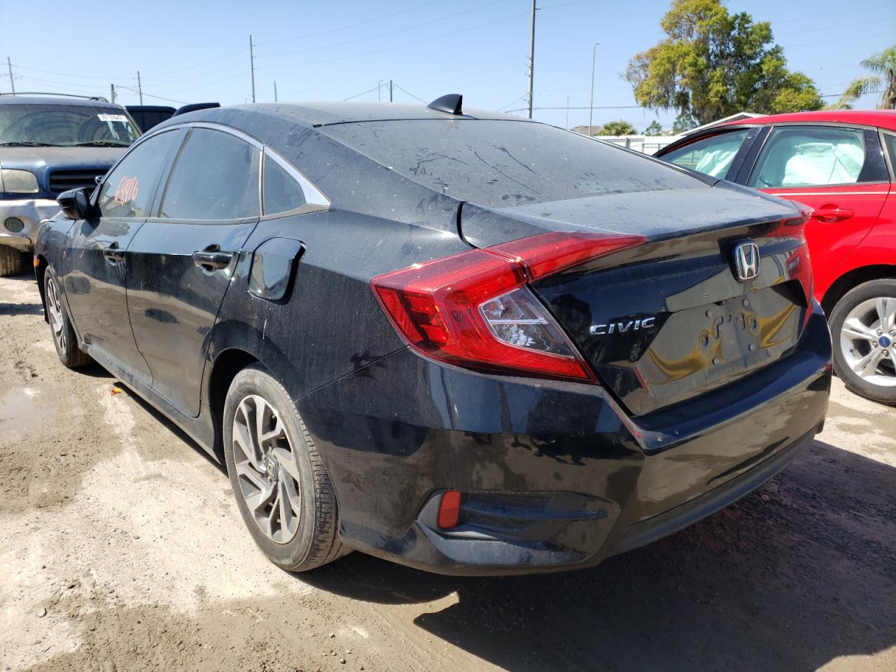 Photo 3 from auction – 2017 HONDA CIVIC EX with VIN 19XFC2F86HE009217
