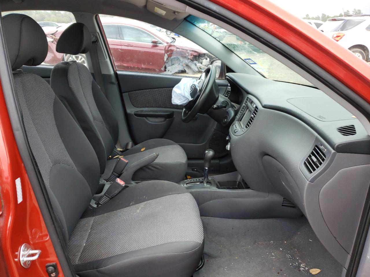 Photo 5 from auction – 2010 KIA RIO with VIN KNADH4A32A6614893