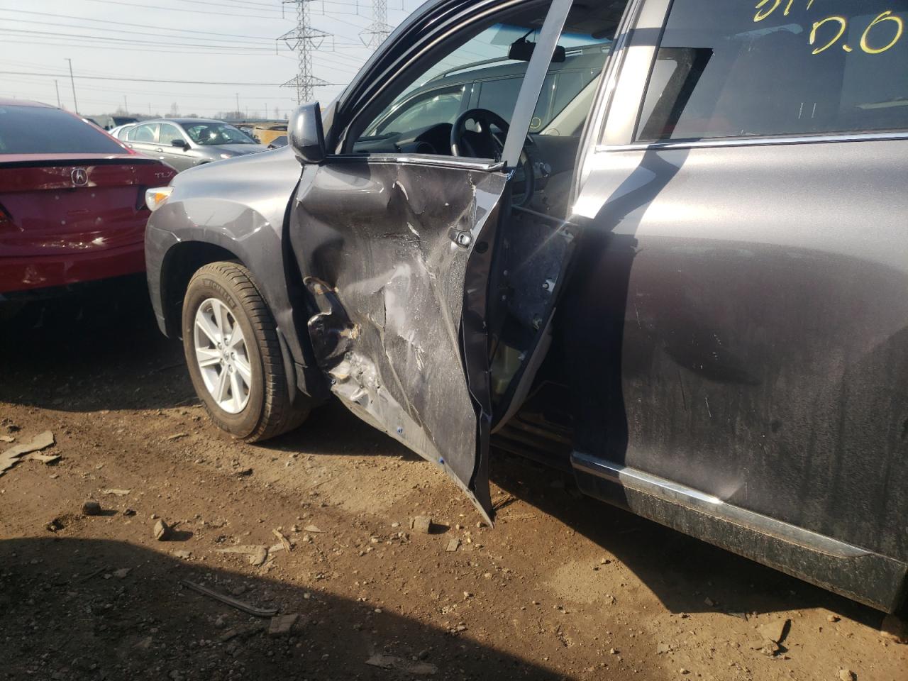 Photo 9 from auction – 2012 TOYOTA HIGHLANDER with VIN 5TDBK3EH2CS160000
