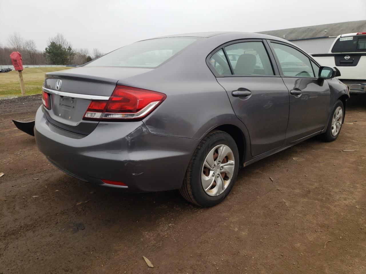 Photo 4 from auction – 2014 HONDA CIVIC LX with VIN 19XFB2F54EE070196