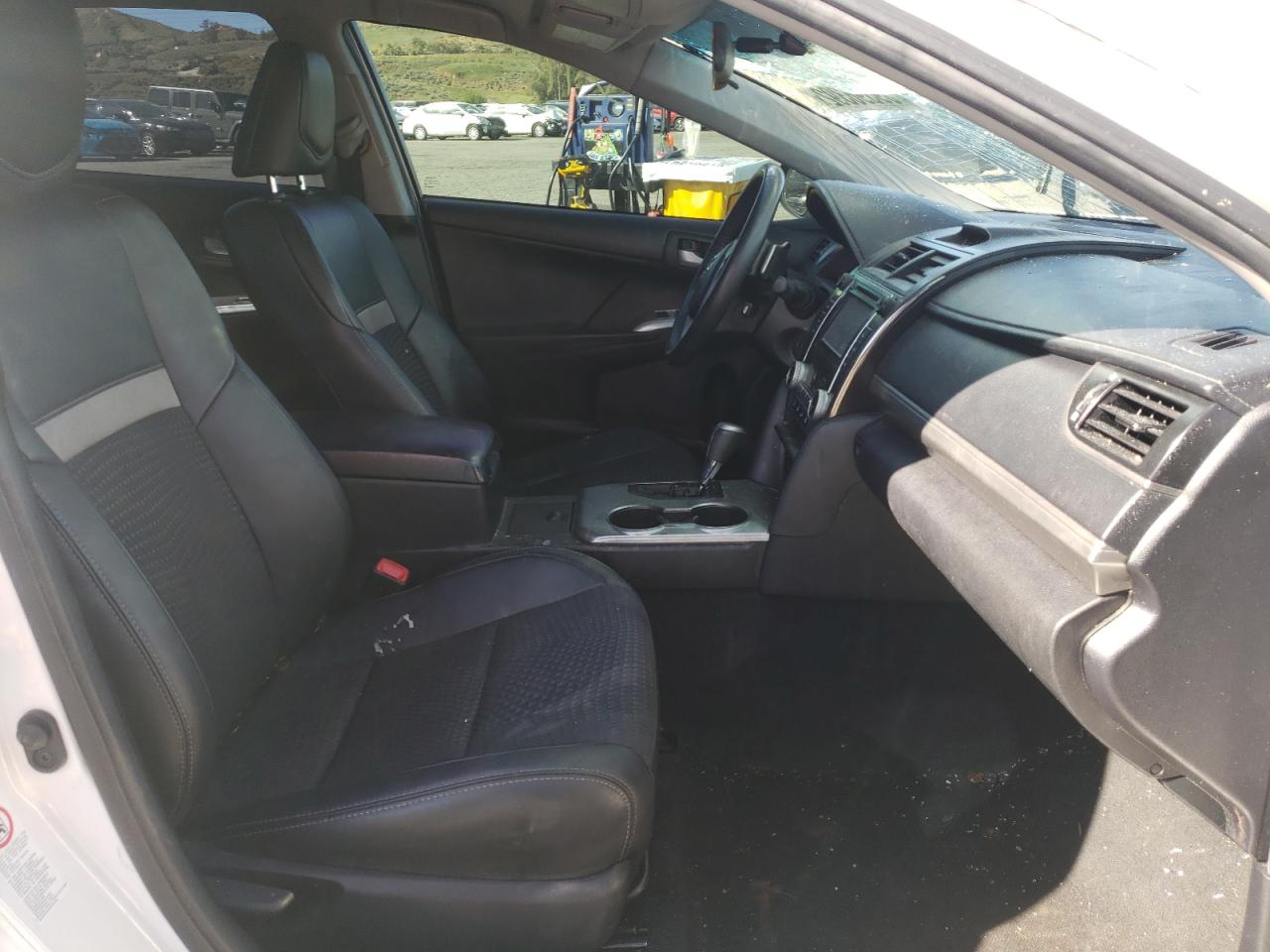 Photo 5 from auction – 2012 TOYOTA CAMRY BASE with VIN 4T1BF1FK6CU597458
