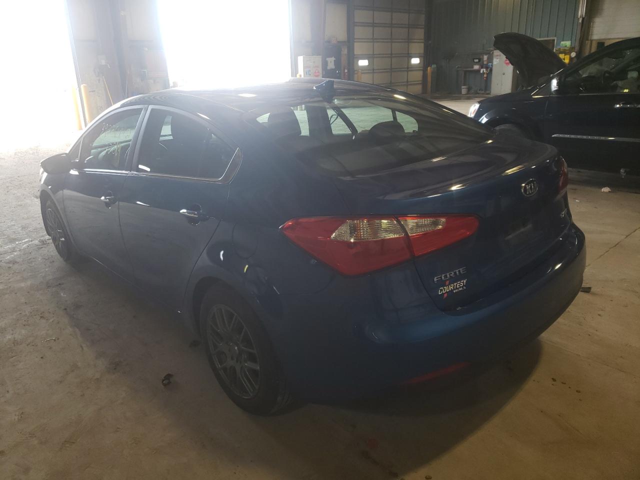 Photo 3 from auction – 2014 KIA FORTE EX with VIN KNAFX4A87E5210586