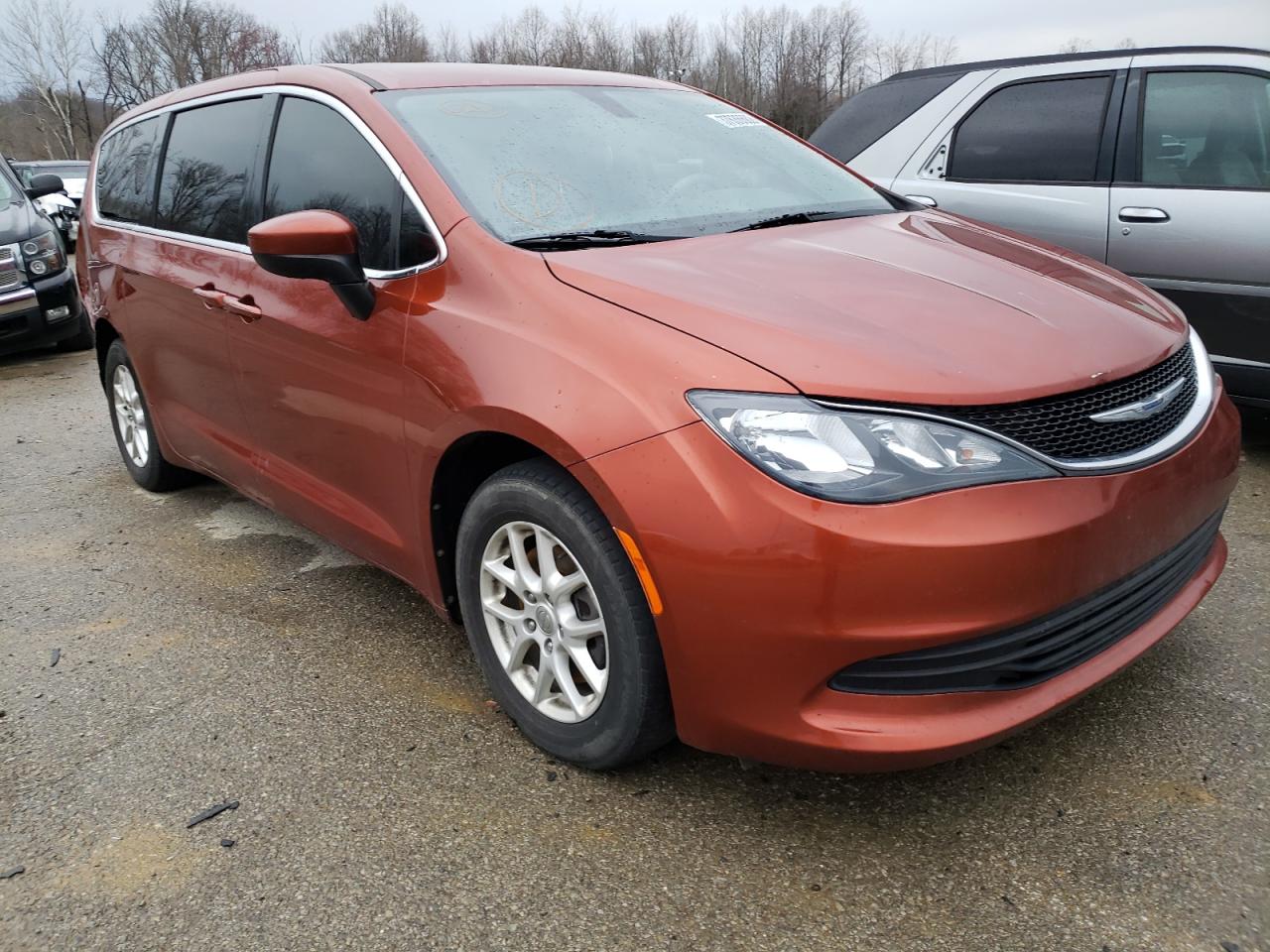 CHRYSLER PACIFICA L 2018 with VIN 2C4RC1CG6JR158752 - Photo from auction