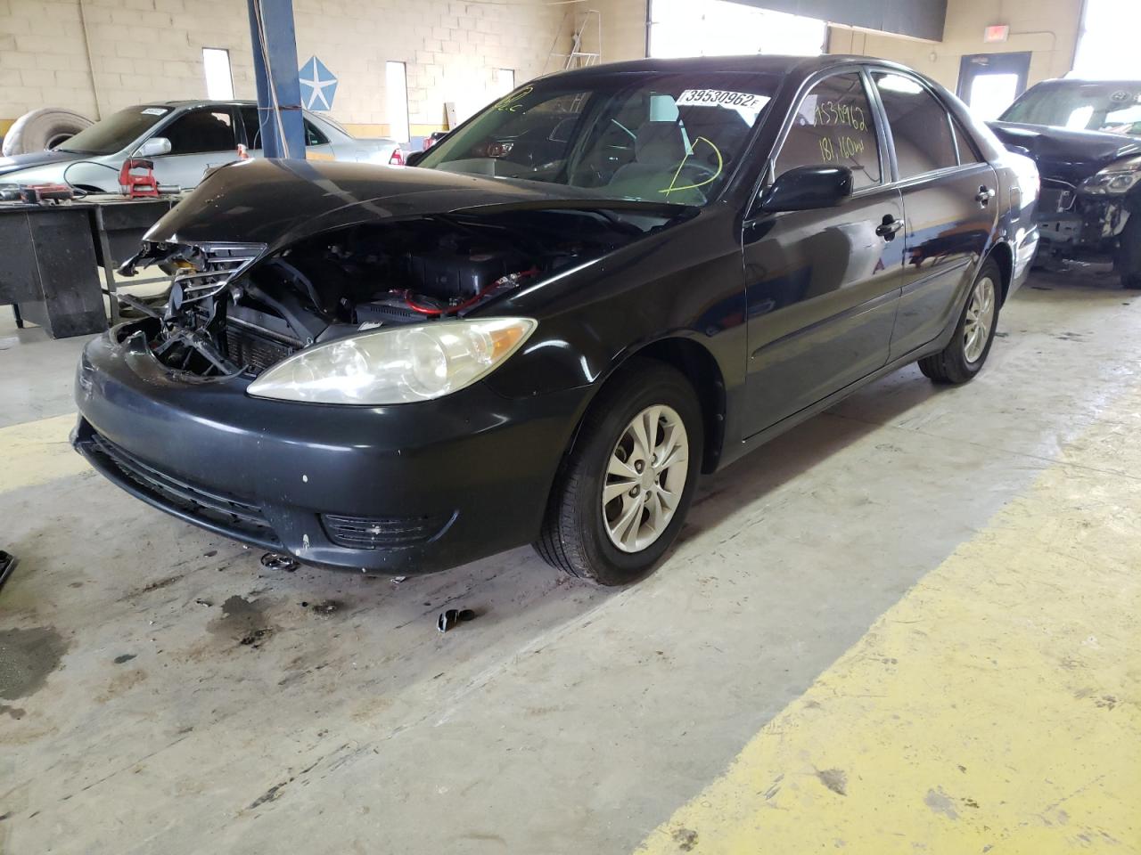 Photo 2 from auction – 2006 TOYOTA CAMRY LE with VIN 4T1BF32K36U117656