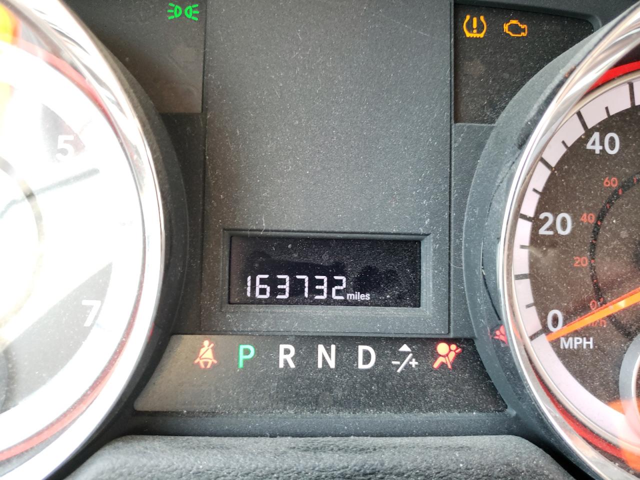 Photo 8 from auction – 2011 DODGE GRAND CARA with VIN 2D4RN3DG1BR663672