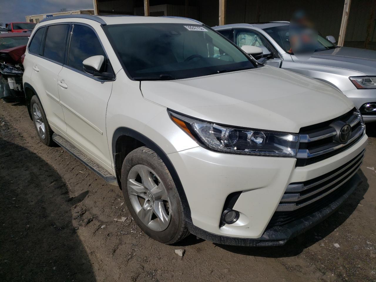 TOYOTA HIGHLANDER 2018 with VIN 5TDDZRFH8JS904783 - Photo from auction