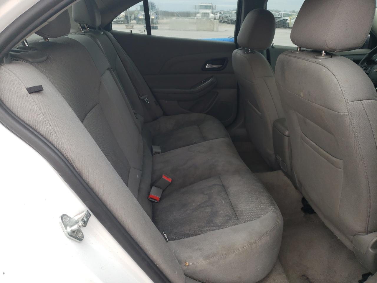 Photo 6 from auction – 2016 CHEVROLET MALIBU LIM with VIN 1G11A5SA5GF112054