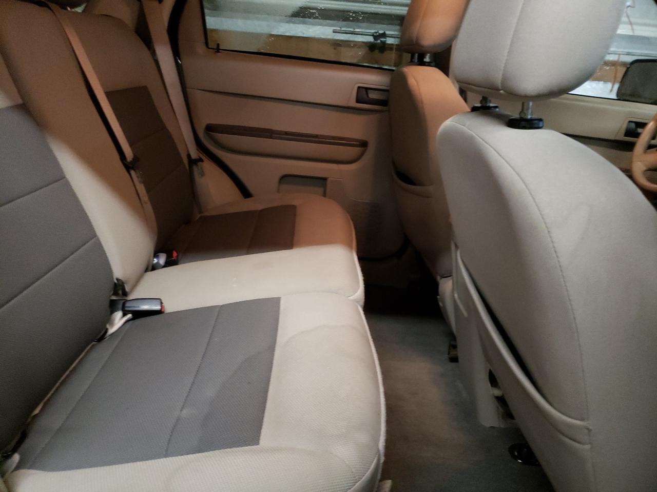 Photo 6 from auction – 2008 FORD ESCAPE HEV with VIN 1FMCU59H78KA75328