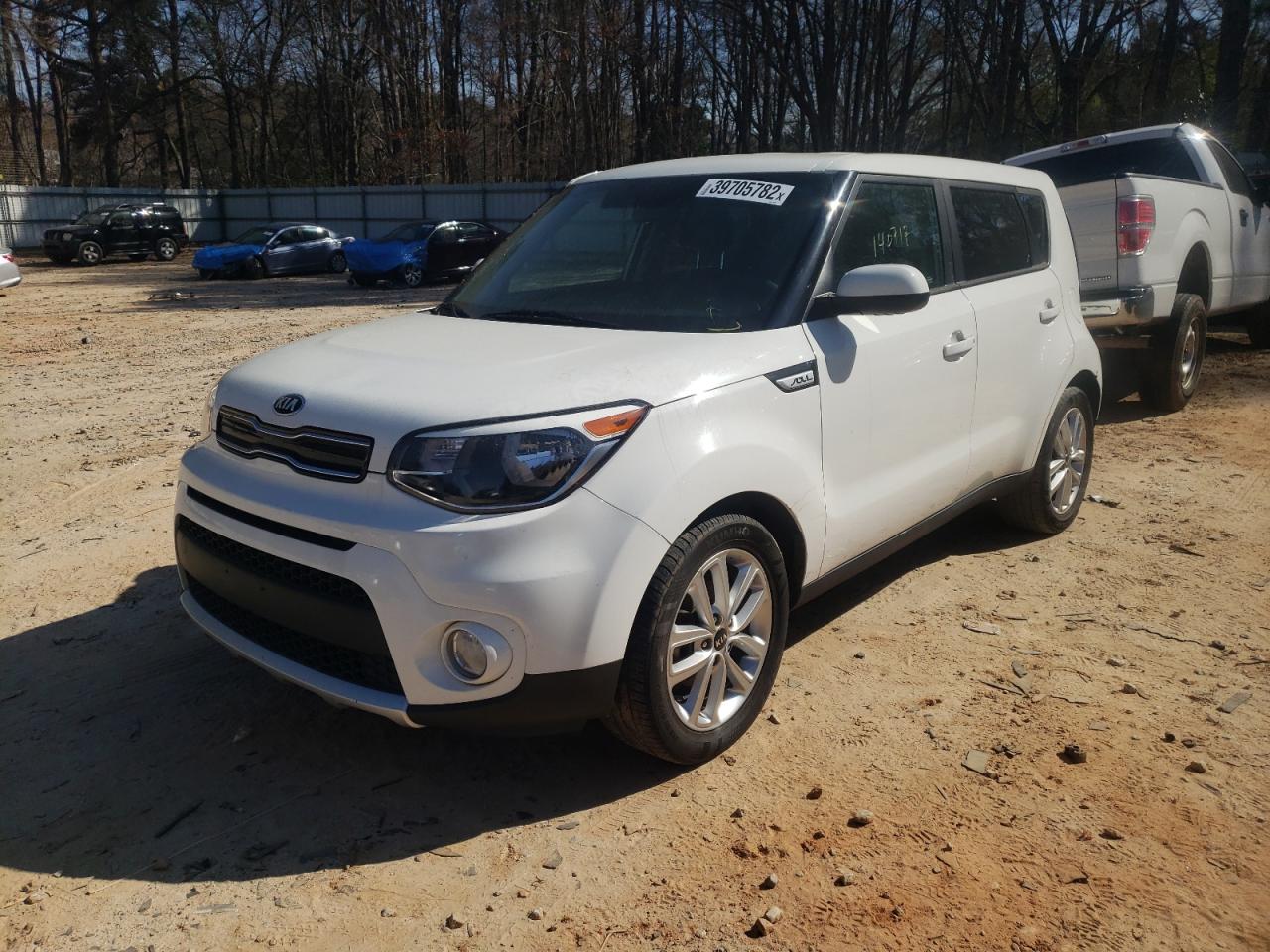 Photo 2 from auction – 2017 KIA SOUL + with VIN KNDJP3A53H7444357