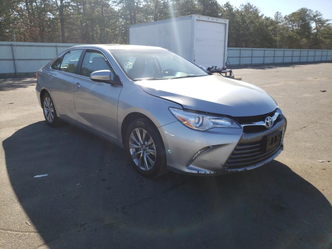 TOYOTA CAMRY LE 2017 with VIN 4T1BF1FK8HU621069 - Photo from auction