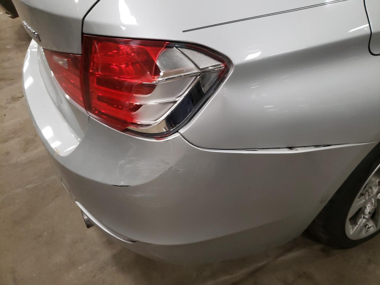 Photo 9 from auction – 2013 BMW 335 I with VIN WBA3A9C54DF476614