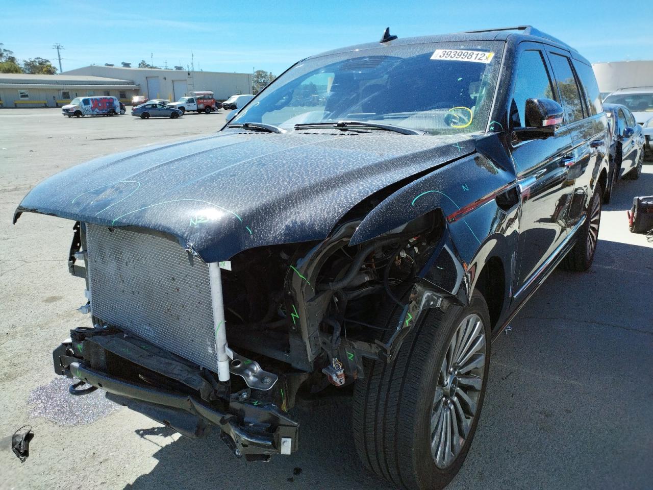 Photo 2 from auction – 2019 LINCOLN NAVIGATOR with VIN 5LMJJ2LT0KEL26401