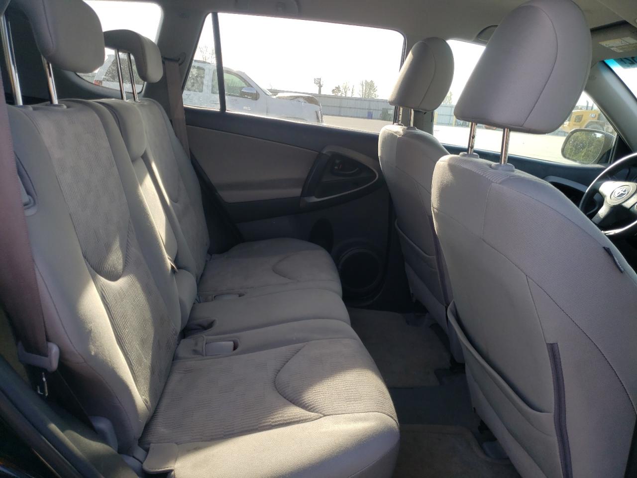 Photo 6 from auction – 2010 TOYOTA RAV4 with VIN 2T3BF4DV0AW064895