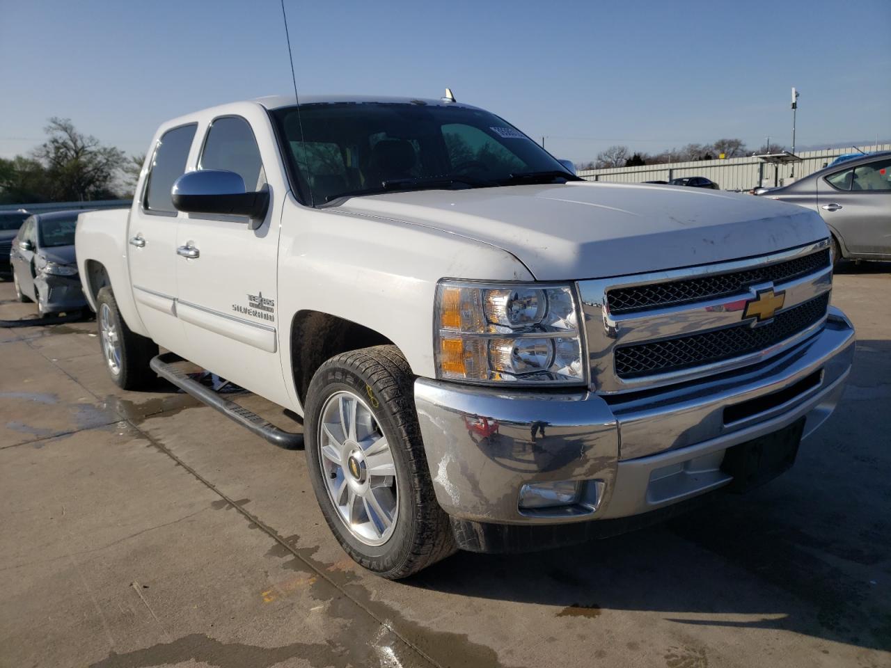 CHEVROLET SILVERADO 2012 with VIN 3GCPCSE00CG135781 - Photo from auction