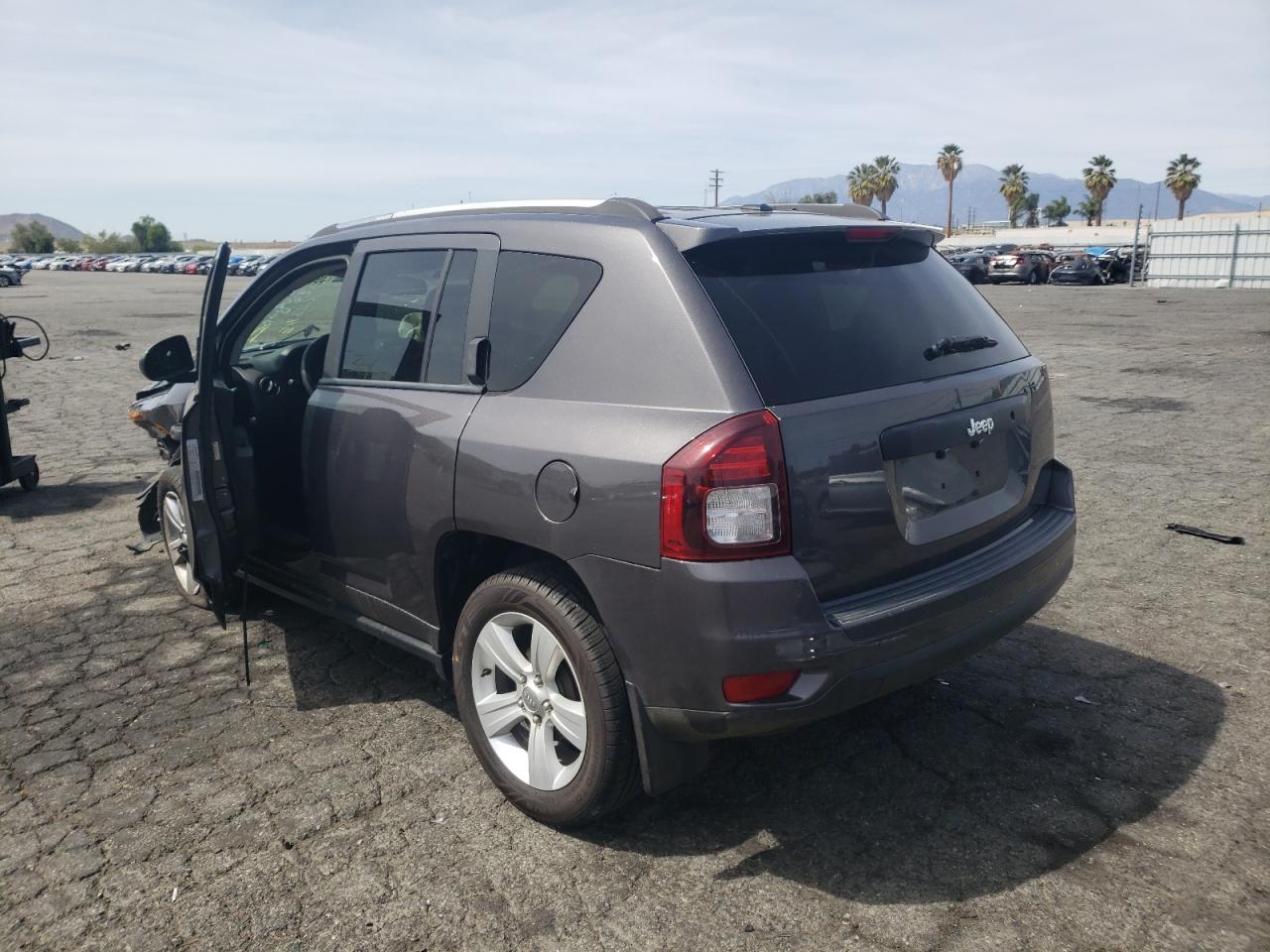 Photo 3 from auction – 2015 JEEP COMPASS SP with VIN 1C4NJCBB3FD210404