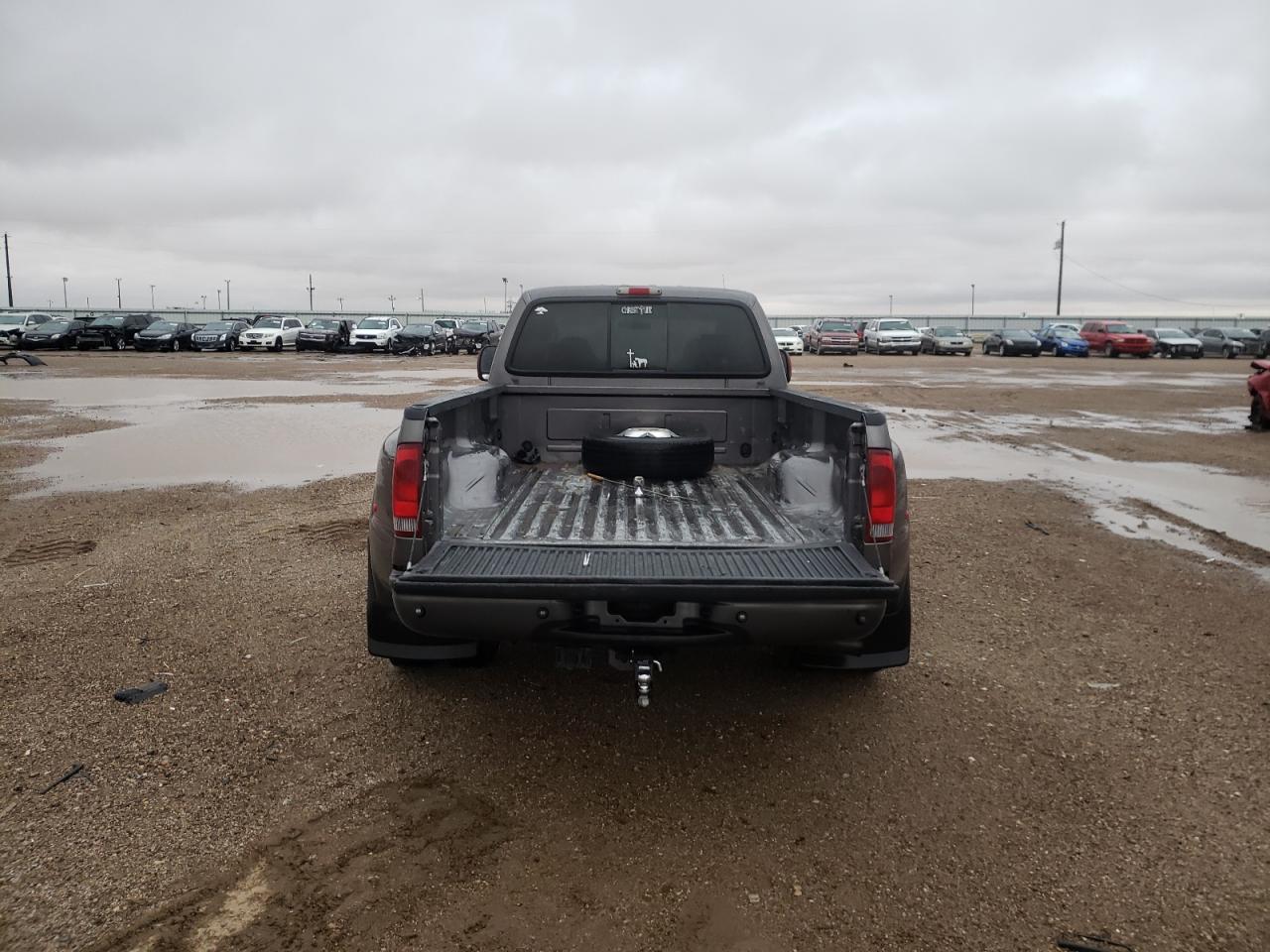 Photo 9 from auction – 2004 FORD F350 SUPER with VIN 1FTWW32P34EA87261