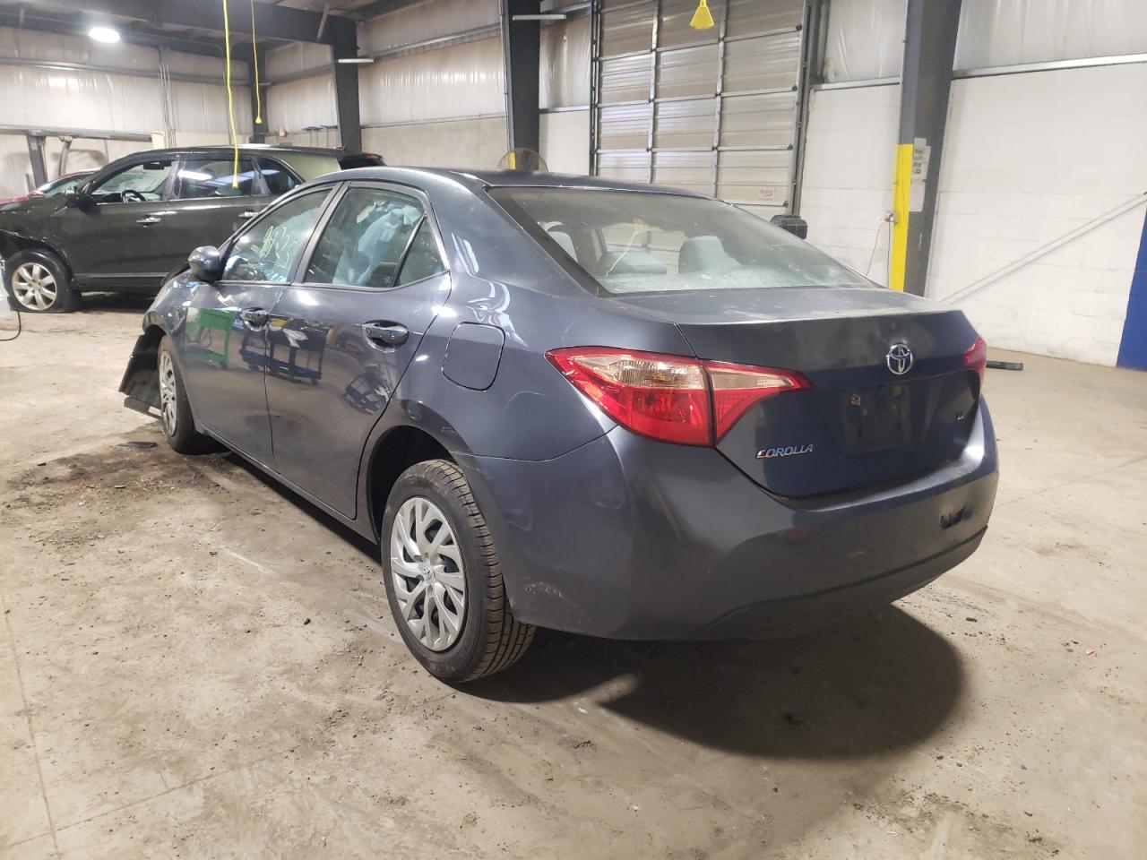 Photo 3 from auction – 2017 TOYOTA COROLLA L with VIN 2T1BURHE8HC885602