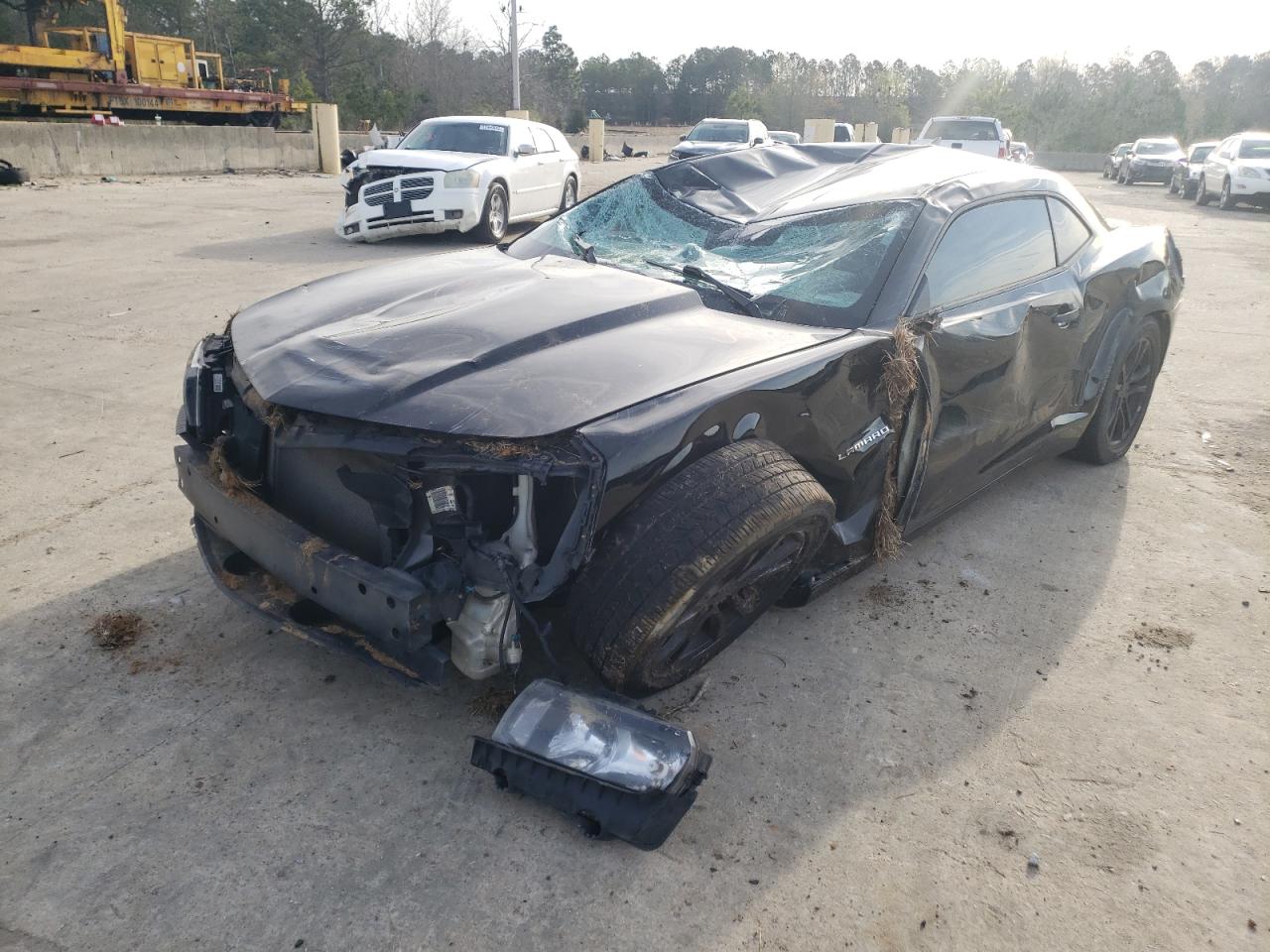Photo 2 from auction – 2015 CHEVROLET CAMARO LS with VIN 2G1FB1E34F9234369