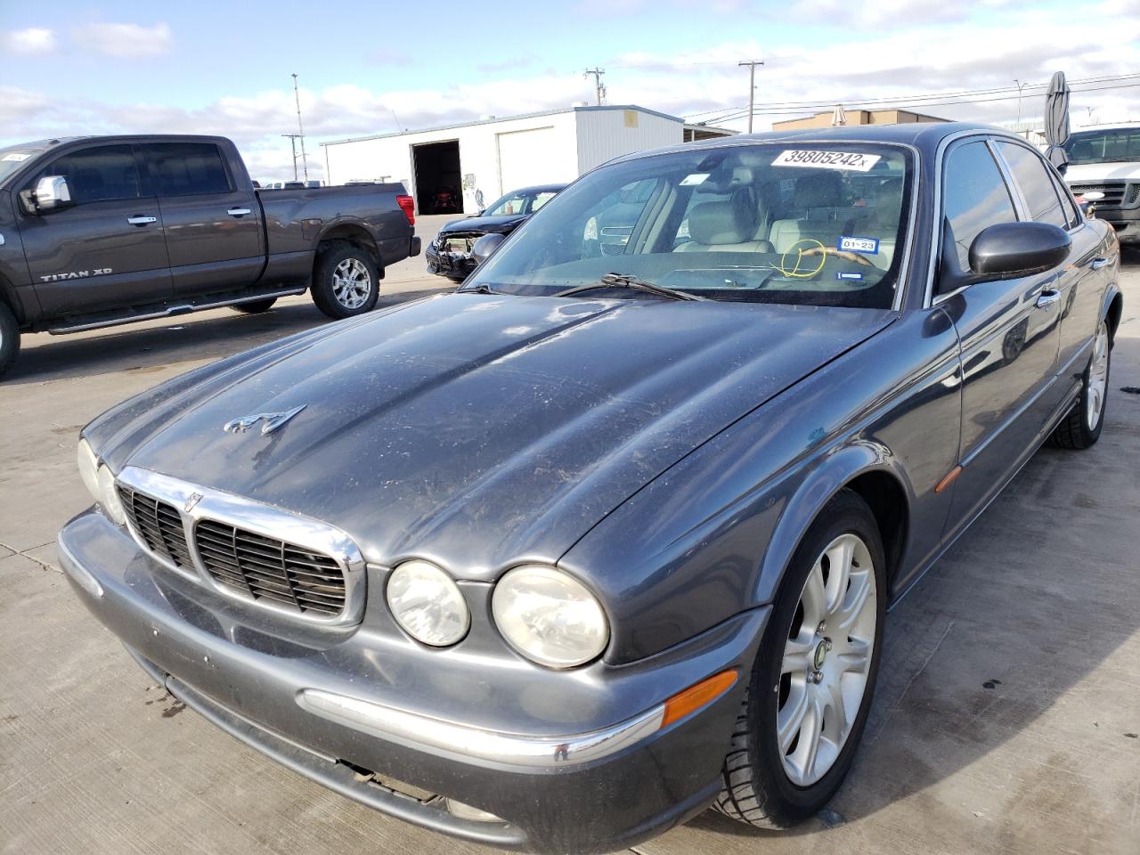 Photo 2 from auction – 2004 JAGUAR XJ8 with VIN SAJEA71C14SG12632