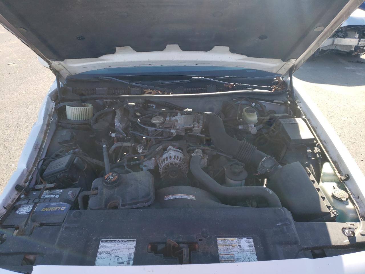 Photo 7 from auction – 1999 FORD CROWN VICT with VIN 2FAFP74W1XX112417