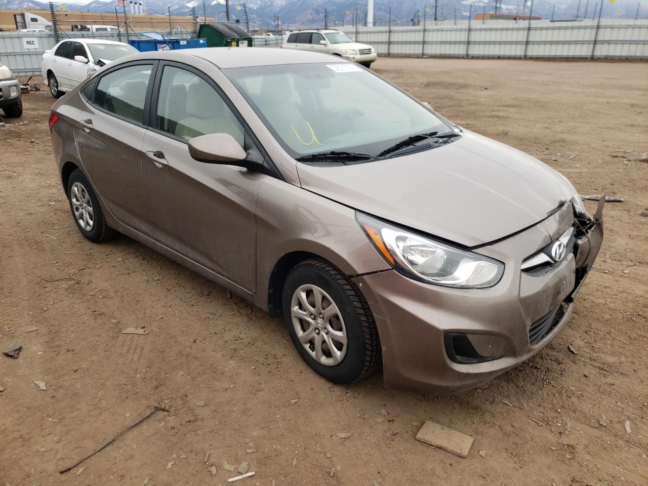 HYUNDAI ACCENT GLS 2013 with VIN KMHCT4AE8DU439558 - Photo from auction