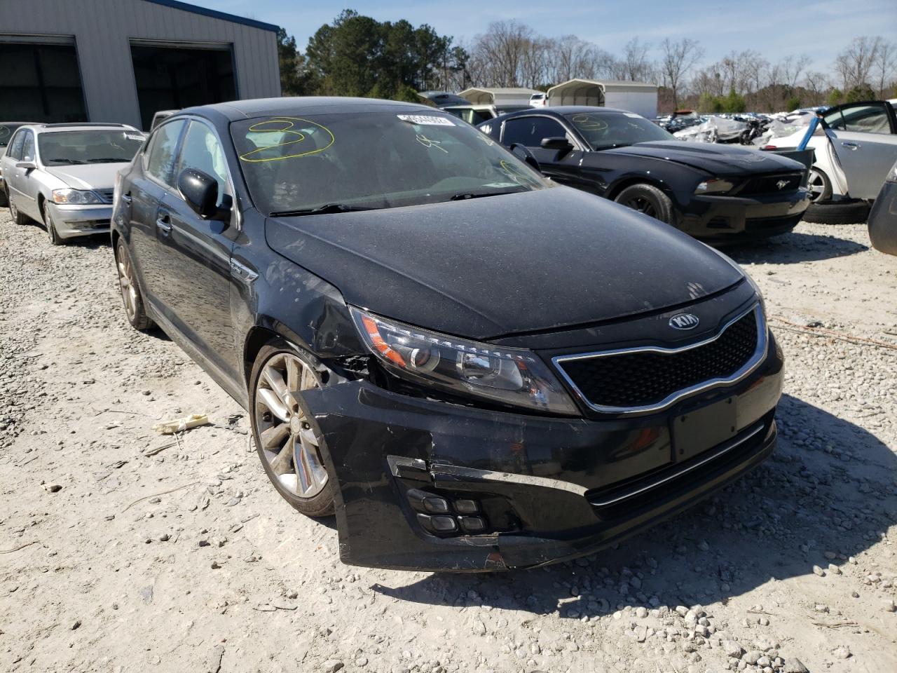 KIA OPTIMA SX 2014 with VIN 5XXGR4A67EG278382 - Photo from auction