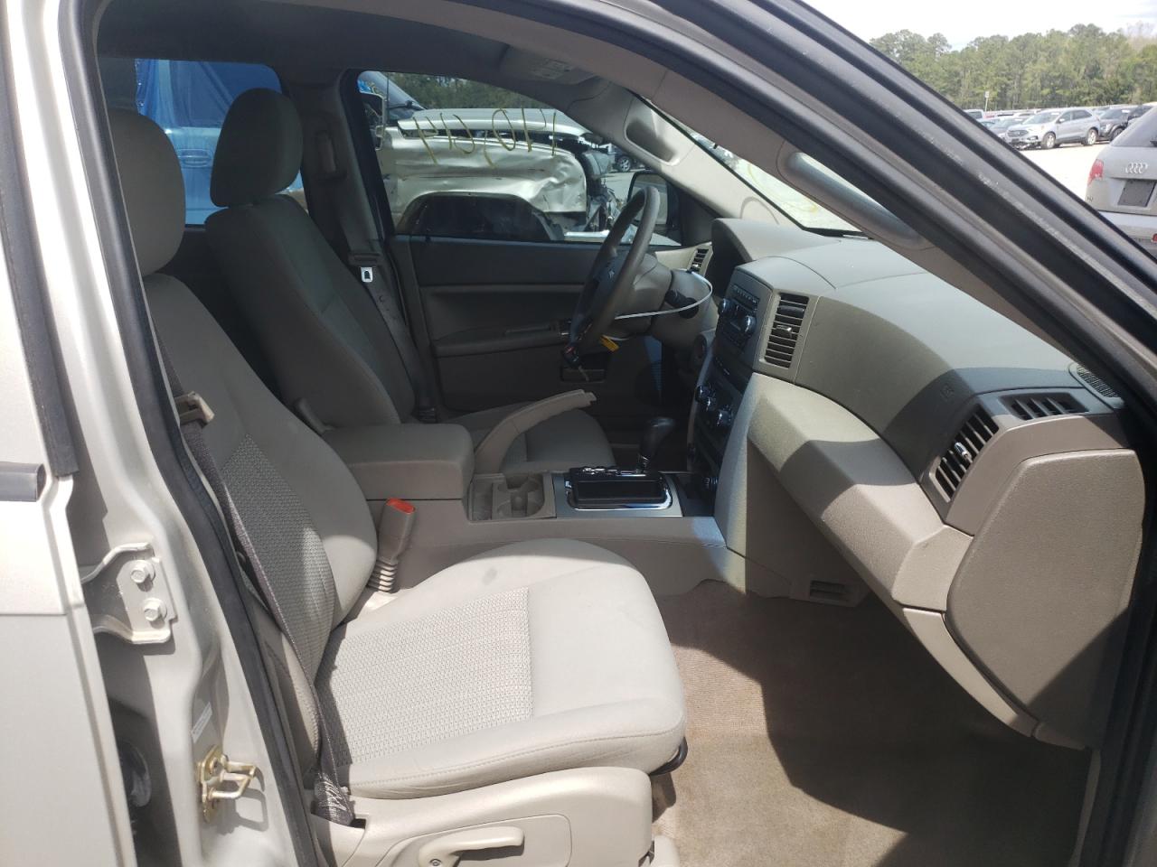 Photo 5 from auction – 2007 JEEP GRAND CHER with VIN 1J8GR48K17C566624