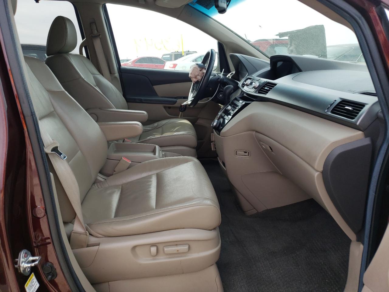 Photo 5 from auction – 2011 HONDA ODYSSEY EX with VIN 5FNRL5H63BB055678