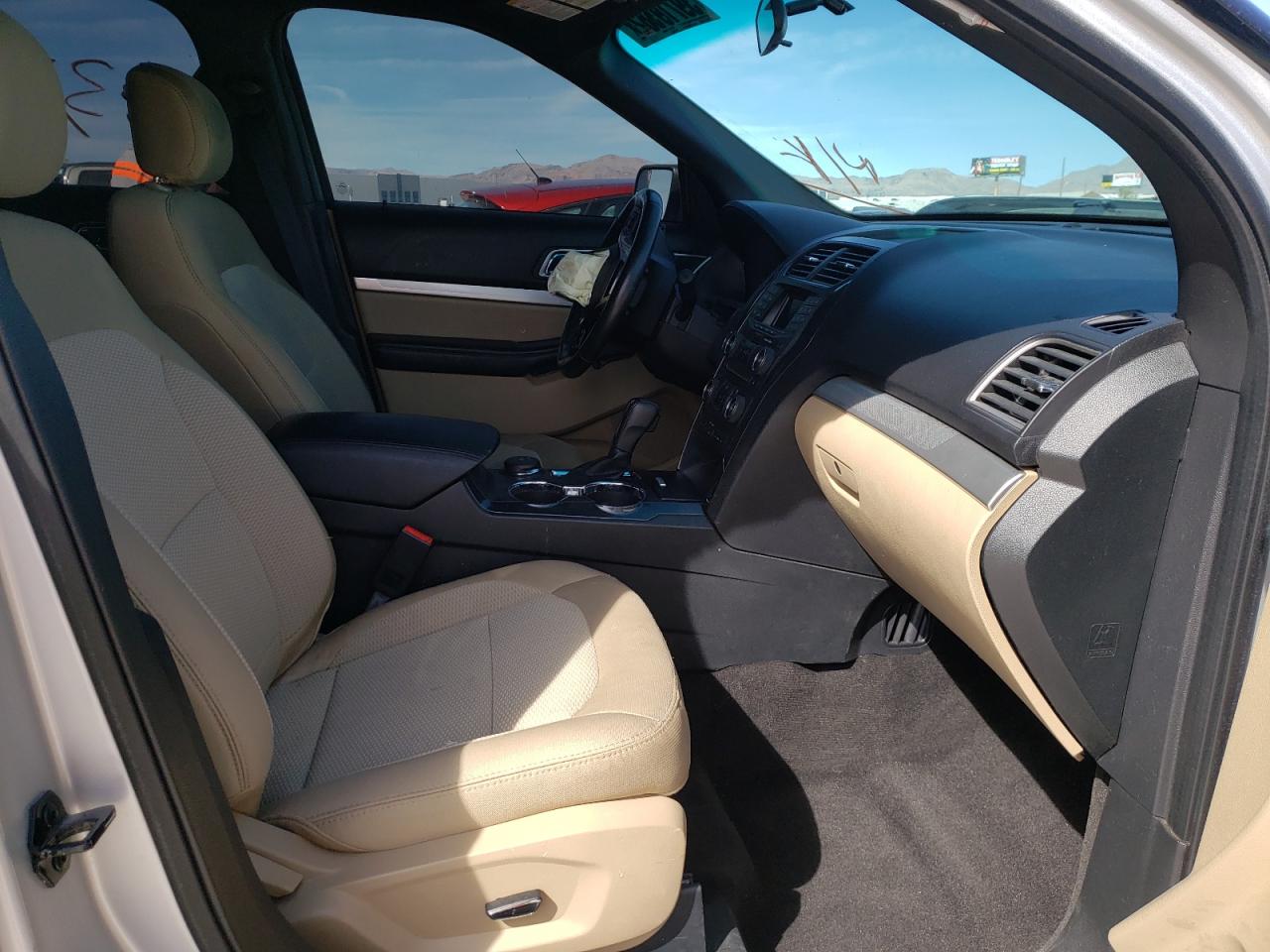 Photo 5 from auction – 2016 FORD EXPLORER X with VIN 1FM5K8D84GGC34668