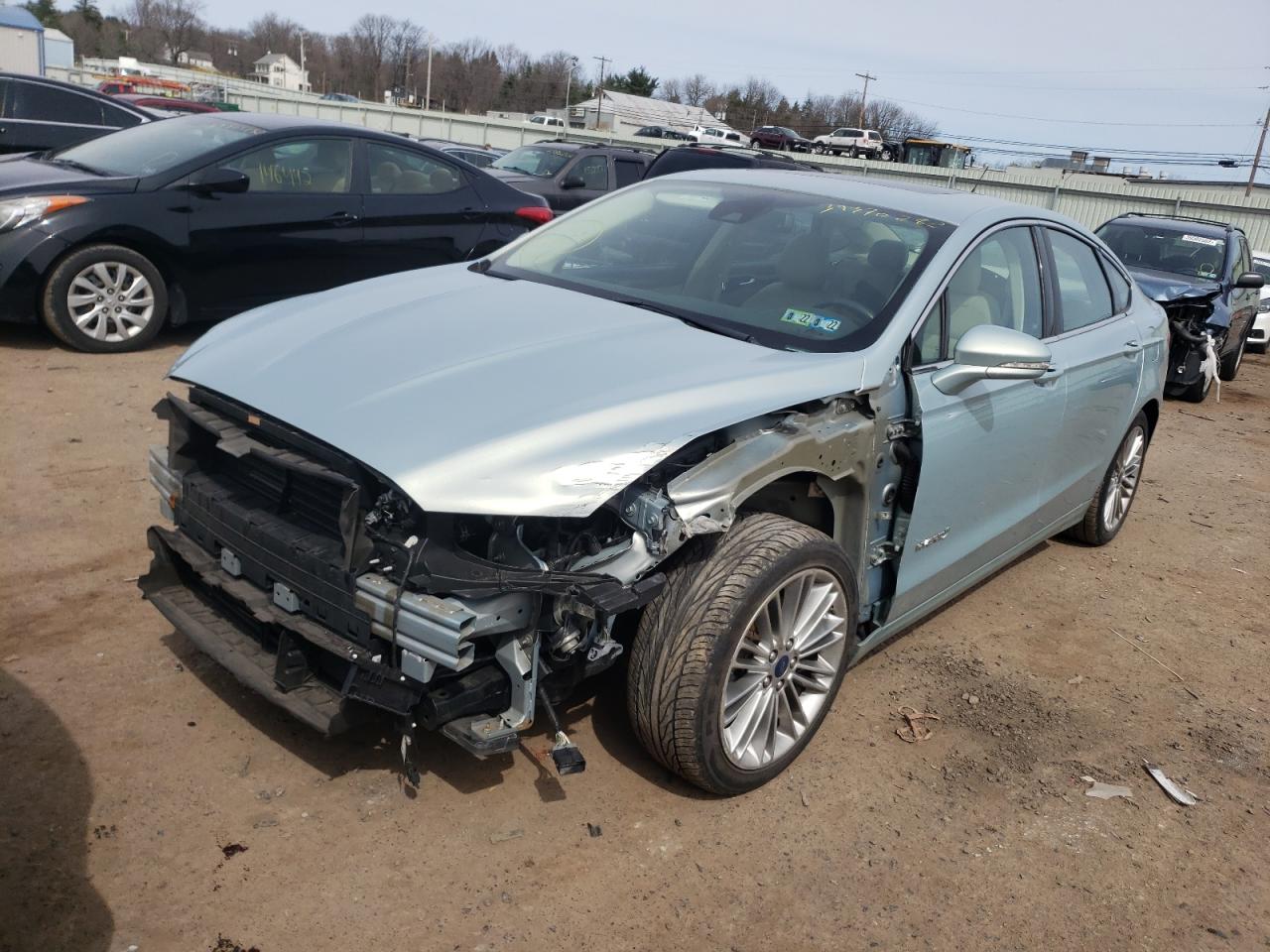 Photo 2 from auction – 2013 FORD FUSION SE with VIN 3FA6P0LU7DR206187