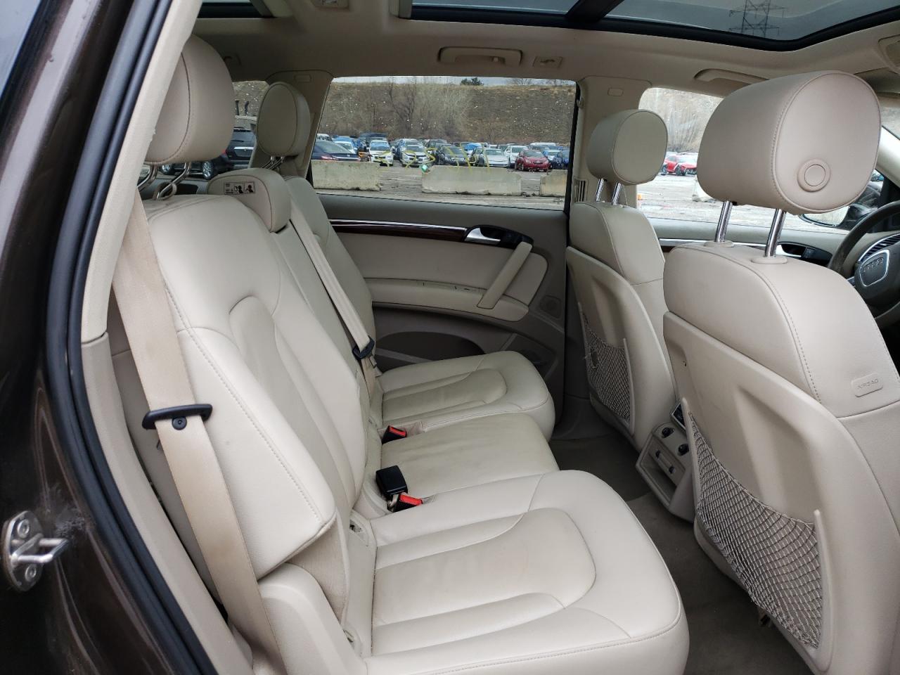 Photo 6 from auction – 2011 AUDI Q7 PREMIUM with VIN WA1LMAFE1BD008981