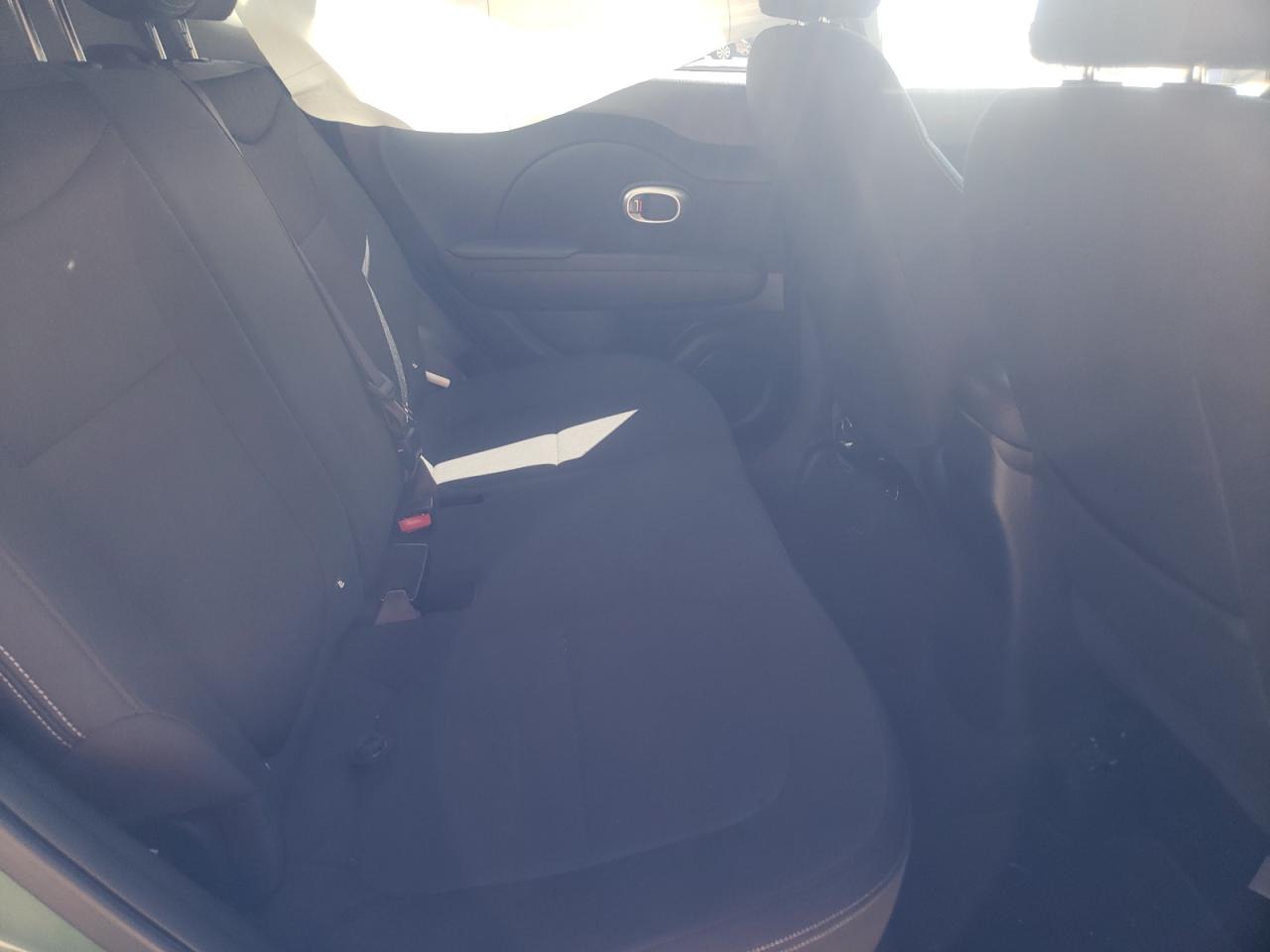 Photo 6 from auction – 2014 KIA SOUL with VIN KNDJN2A29E7009974
