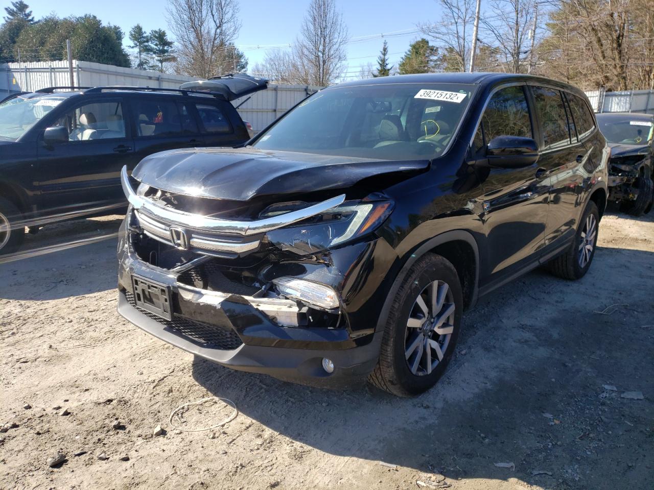 Photo 2 from auction – 2016 HONDA PILOT EXL with VIN 5FNYF6H5XGB106892