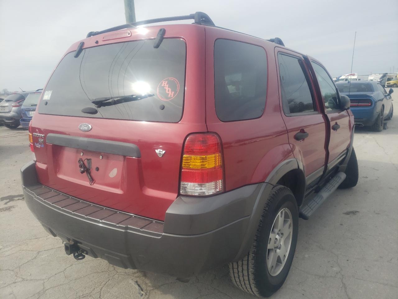 Photo 4 from auction – 2005 FORD ESCAPE XLT with VIN 1FMCU03115KE49233
